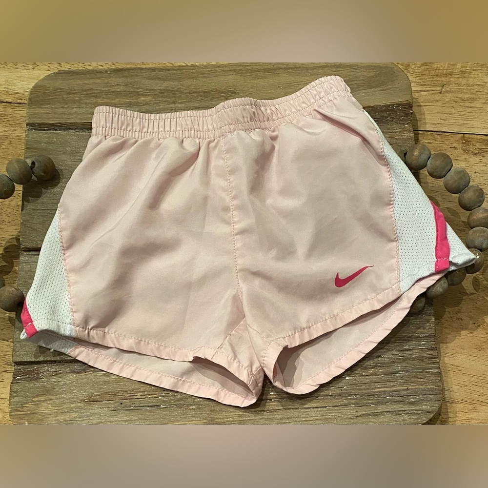 Nike Dri Fit Girl’s Size 4T (3-4 years)‎ Lined Pink Athletic Shorts